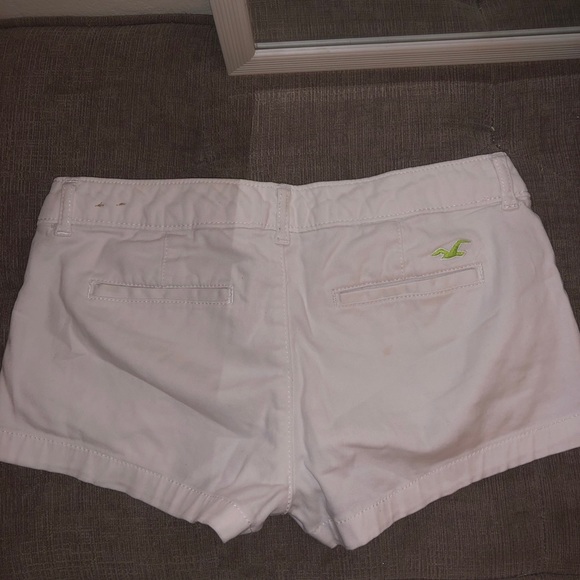 Hollister Low-waisted shorts - Picture 2 of 3
